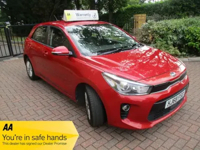 Used Kia Rio 99 HP (72 kW) 2018 Red Hatchback