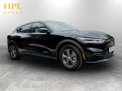 Begagnad Ford Mustang Extended Range 294 HK (216 kW) 2023 Svart Halvkombi