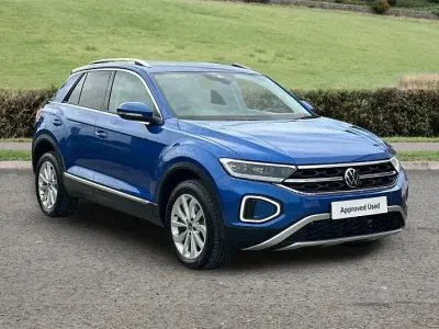 Used VW T-Roc Style 150 HP (110 kW) 2025 Blue SUV