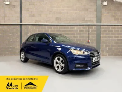 Usado Audi A1 Sport 95 HP (69 kW) 2016 Azul Citadino