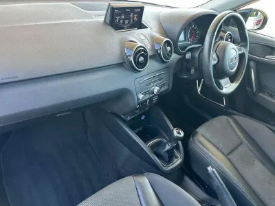 Usado Audi A1 Sport 94 CV (69 kW) 2018 Negro Utilitario