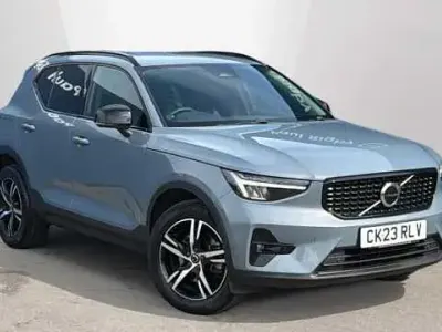 Usado Volvo XC40 Plus 161 HP (118 kW) 2023 SUV