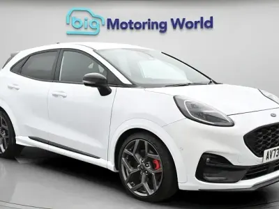 Begagnad Ford Puma ST 170 HK (125 kW) 2023 Vit SUV