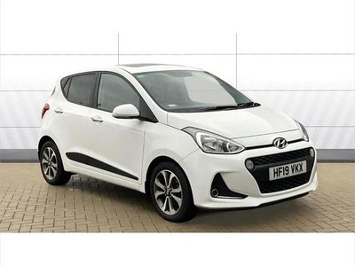 White Used 2019 Hyundai i10 Premium SE Hatchback | £13,242 (A bit pricey)