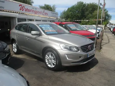 Used Volvo XC60 SE Lux 190 HP (139 kW) 2016 Gold SUV