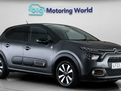 Używany Citroën C3 PureTech 83 KM (61 kW) 2023 Szary Hatchback