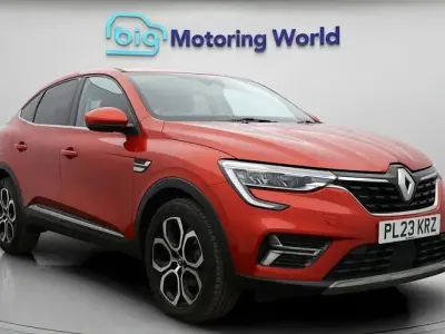 Used Renault Arkana Techno 145 HP (106 kW) 2023 Red SUV