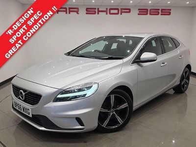 Used Volvo V40 R-Design 120 HP (88 kW) 2016 Silver Hatchback