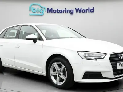 Used Audi A3 Sportback 116 HP (85 kW) 2019 White Hatchback