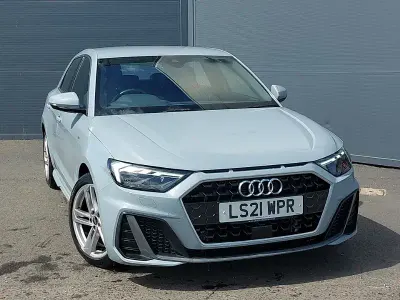 Begagnad Audi A1 S-Line 95 HK (69 kW) 2021 Grå SUV