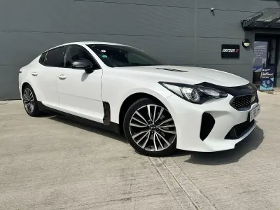 Used Kia Stinger GT-Line 200 HP (147 kW) 2019 White Hatchback