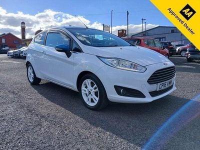 White Used 2016 Ford Fiesta Zetec Hatchback | £3,495 (Good price)