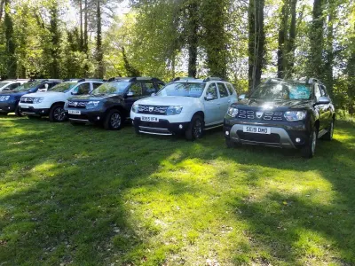 Usado Dacia Duster Lauréate 110 HP (80 kW) 2017 Azul SUV