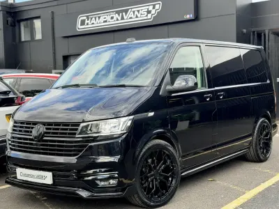 Używany VW Transporter Highline 2021 Czarny Van