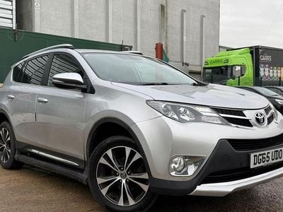 Silver Used 2015 Toyota RAV4 Estate | £9,000 (Good price)