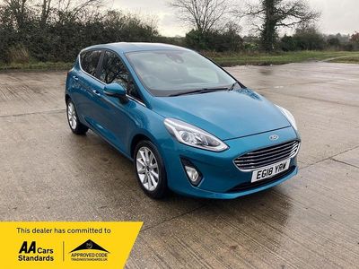 Used Ford Fiesta Titanium 100 HP (73 kW) 2018 Blue Hatchback