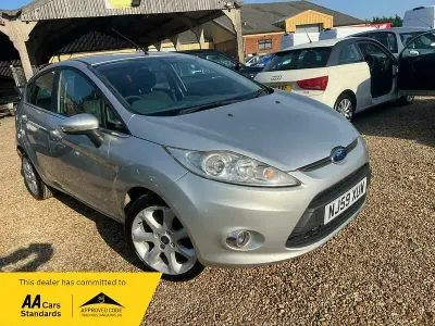 Used Ford Fiesta Zetec 96 HP (70 kW) 2009 Silver Hatchback