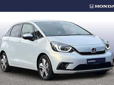 Used Honda Jazz Hybrid 109 HP (80 kW) 2023 White Hatchback