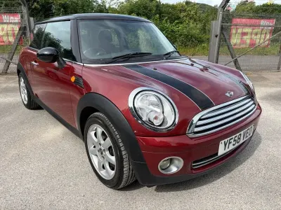 Used Mini Cooper Hatch 120 HP (88 kW) 2009 Red Hatchback