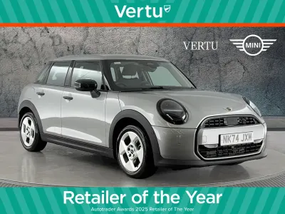 Used Mini Cooper Hatch 154 HP (113 kW) 2024 Silver Hatchback