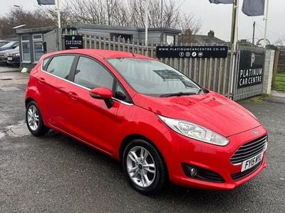 Used Ford Fiesta Zetec 2015 Red Hatchback