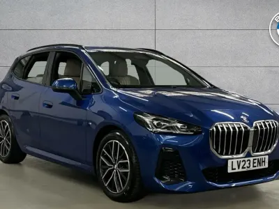 Usado BMW 220 Active Tourer M Sport 2023 Azul Monovolumen
