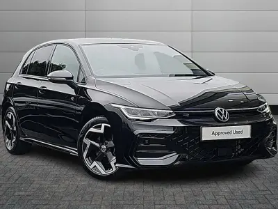 Used VW Golf VIII R-line 150 HP (110 kW) 2025 Grenadilla black Hatchback