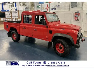 Usado Land Rover Defender 125 CV (91 kW) 2012 Blanco Pickup/Camioneta