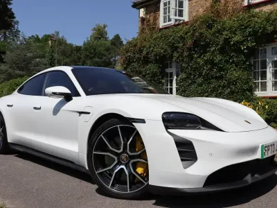 Used Porsche Taycan 559 kW (761 HP) 2023 White Sedan