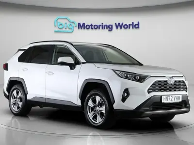Second-hand Toyota RAV4 Hybrid 218 CP (160 kW) 2022 Alb SUV