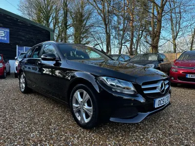 Used Mercedes C220 Executive 167 HP (122 kW) 2015 Black Estate
