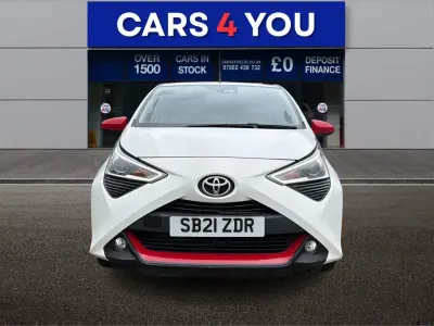 Used Toyota Aygo Trend 72 HP (52 kW) 2021 White Hatchback