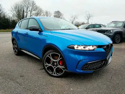 Begagnad Alfa Romeo Tonale Edizione Speciale 160 HK (117 kW) 2023 Blå SUV