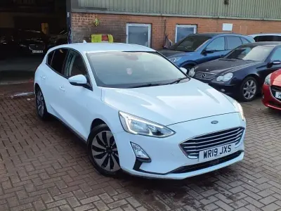 Usado Ford Focus Zetec 125 HP (91 kW) 2019 Branco Citadino