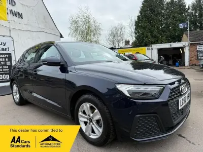Begagnad Audi A1 Sportback Design 110 HK (80 kW) 2021 Blå Halvkombi