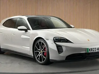Used Porsche Taycan Performance Package 419 kW (571 HP) 2023 Crayon grey Estate