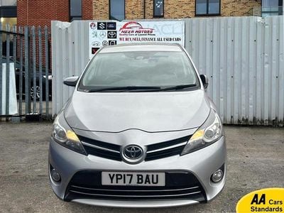 Used Toyota Verso Multidrive S 147 HP (108 kW) 2017 Silver MPV