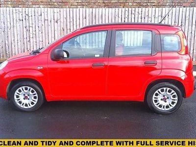 Used Fiat Panda Easy Plus 69 HP (50 kW) 2017 Red Hatchback