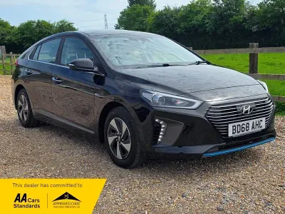 Begagnad Hyundai Ioniq Premium 141 HK (103 kW) 2018 Svart Halvkombi