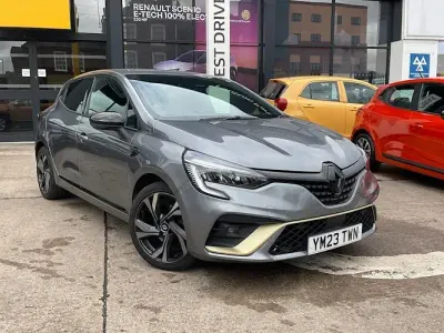 Used Renault Clio Engineered 145 HP (106 kW) 2023 Hatchback