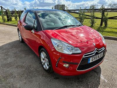 Used Citroën DS3 95 HP (69 kW) 2011 Red Hatchback
