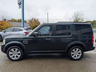 Used 2015 Land Rover Discovery 4 SE SUV | £13,995 (Good price)