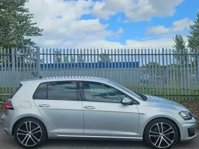 Używany VW Golf VII GTD 184 KM (135 kW) 2017 Srebrny Hatchback