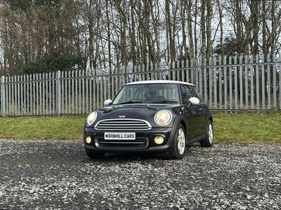 Black Used 2010 Mini Cooper Hatch Hatchback | £2,000
