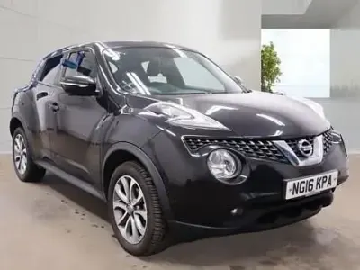 Usado Nissan Juke Tekna 115 HP (84 kW) 2016 Preto SUV