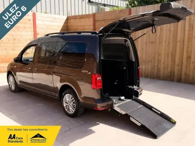 Used VW Caddy Maxi Life 122 HP (89 kW) 2020 Brown MPV
