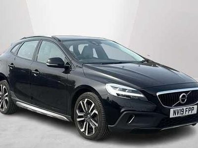 Used Volvo V40 Pro 155 HP (114 kW) 2019 Hatchback