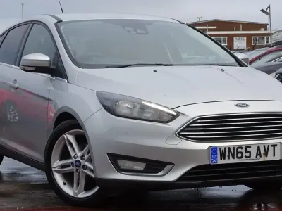 Used Ford Focus Titanium 120 HP (88 kW) 2015 Silver Hatchback