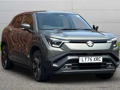 Used Suzuki e-Vitara 127 kW (174 HP) 2025 Metallic  land breeze green SUV