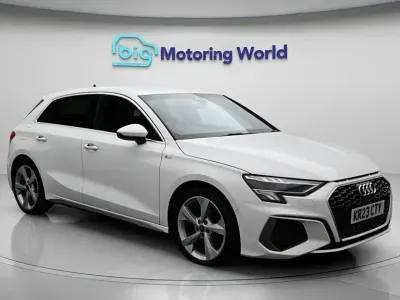 Used Audi A3 Sportback S-Line 150 HP (110 kW) 2023 White Hatchback